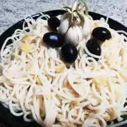 Спагети Алио е олио