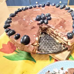 Шоколадова бисквитена торта с плодове