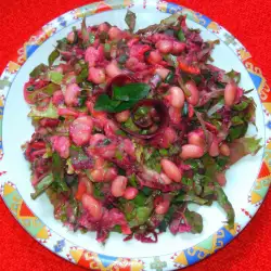 Витаминозна бобена салата с цвекло и тахан