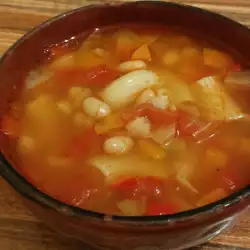 Бобена супа с макарони