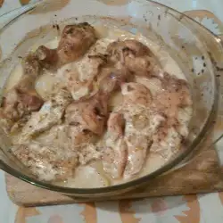 Пилешки бутчета с картофи и сметана