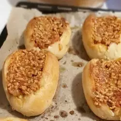 Чедърови хлебчета с плънка