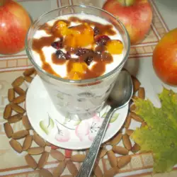 Десерт с овесени ядки, тиква и червени боровинки