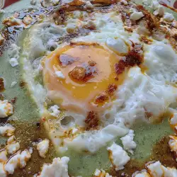 Джуркана коприва с яйце