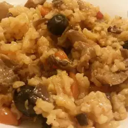 Гъби с ориз и маслини