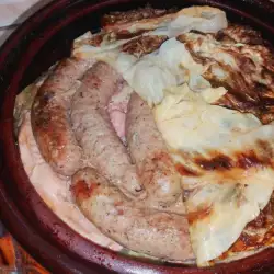 Капама с 3 вида месо и сарми