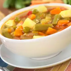 Руска зеленчукова супа