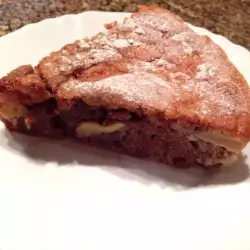 Лесен ябълков кекс със стафиди