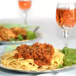 Спагети по венециански с риба