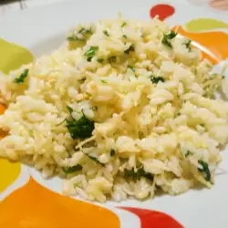 Ориз с яйце, оризово фиде и магданоз