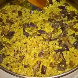 Постен ориз с китайски гъби и куркума
