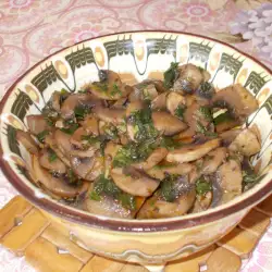 Печурки с масло, пресен лук и джоджен