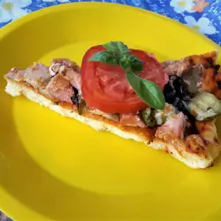 Вкусна пица с домашно тесто