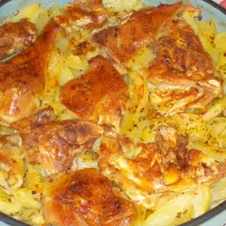 Пиле с картофи с опушен вкус