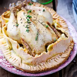 Пиле с картофи в тесто