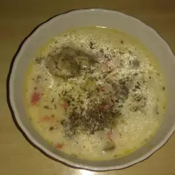 Вкусна пилешка супа грах