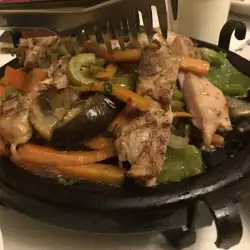 Пилешки сач със зеленчуци