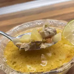 Рибена чорба с картофи и лук
