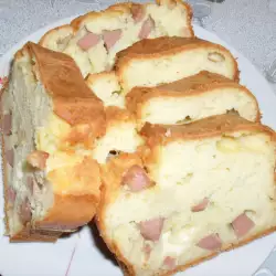 Солен кекс с мек колбас, кашкавал и маслини