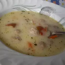 Супа с камби и топчета