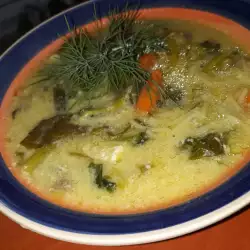 Спаначена супа с моркови и застройка