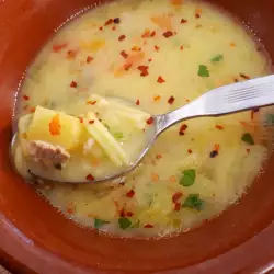 Супа със свински ребърца