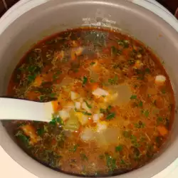 Супа с картофи, лук и свинско в мултикукър