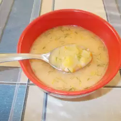 Лятна супа от тиквички и ориз