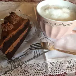 Шоколадова торта с кафе и сметана
