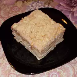 Бисквитена торта с крем и конфитюр