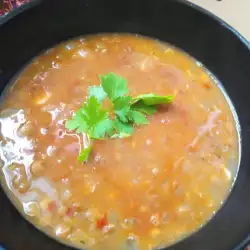 Турска супа от леща в тенджера под налягане