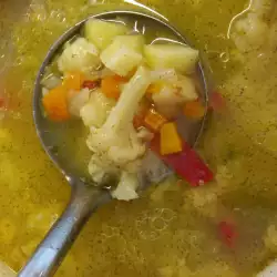 Зеленчуковата супа на баба
