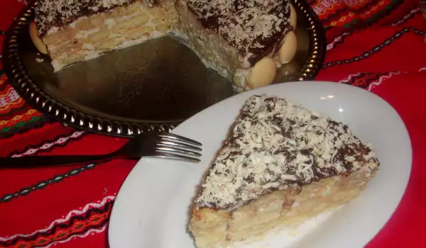 Бишкотена торта с маскарпоне и шоколад