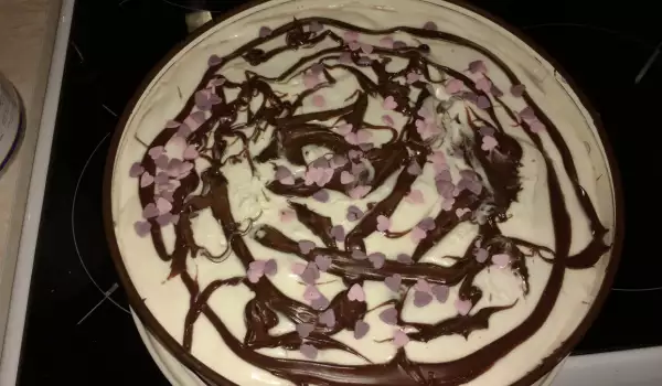 Бисквитена торта със маскарпоне и шоколад