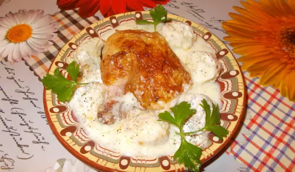 Пилешки бутчета с карфиол и сметана