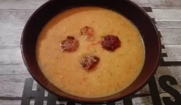 Доматена супа по индийски с кюфтенца по български