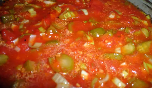 Студена доматена разядка с праз