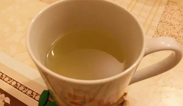 Джинджифилов чай за болно гърло