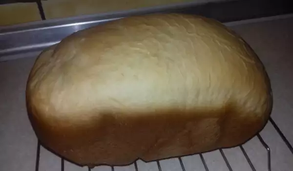 Хляб с яйце в хлебопекарна