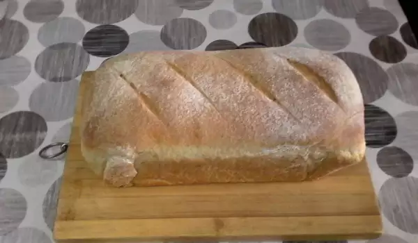Ароматен хляб със сирене и чубрица