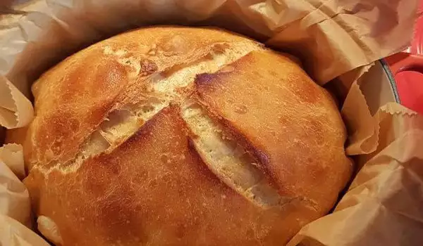 Хляб от спелта в чугунена тенджера
