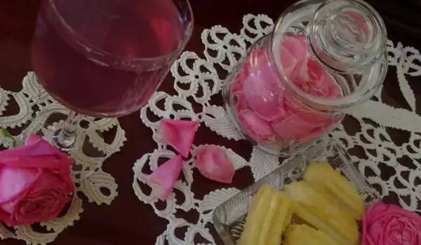 Казанлъшки тулумбички с розова вода на фурна