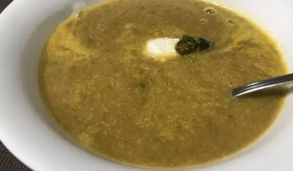 Крем супа от леща с мента