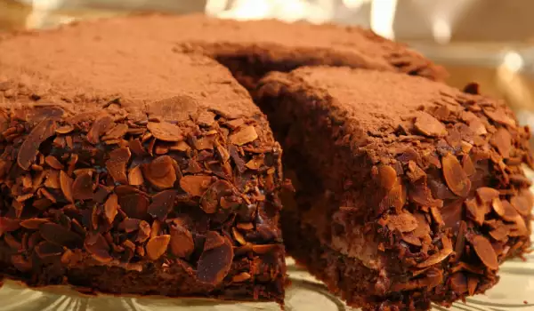 Шоколадова торта с картофено брашно