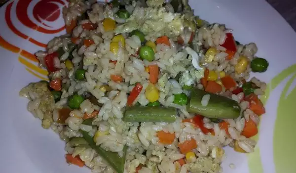 Ориз с грах, царевица и зелен боб