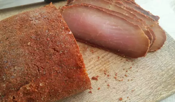 Домашно осолено свинско месо