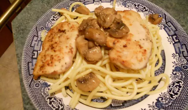 Пилешки гърди със спагети и Марсала