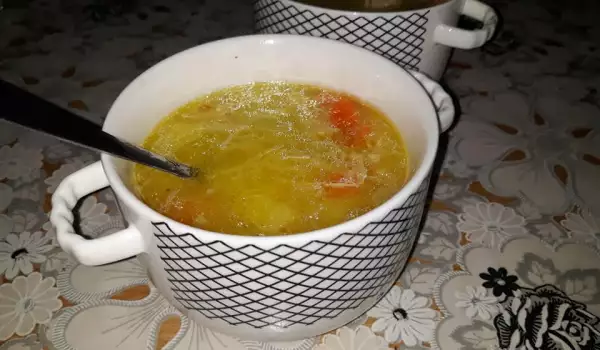 Пилешка супа без застройка