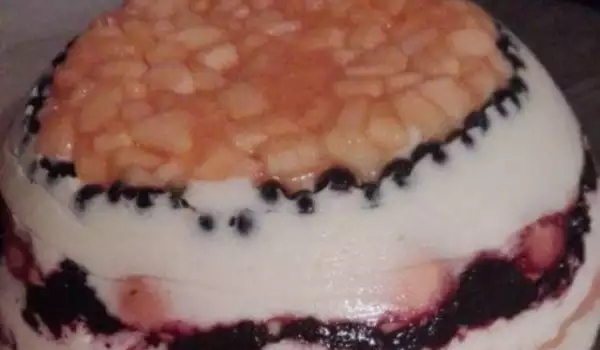 Плодова торта с боровинки и пъпеш