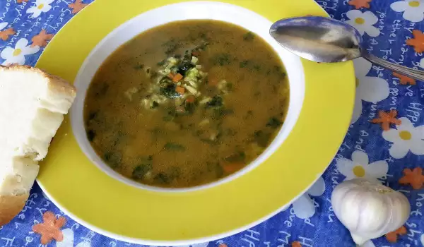 Спаначена супа със застройка